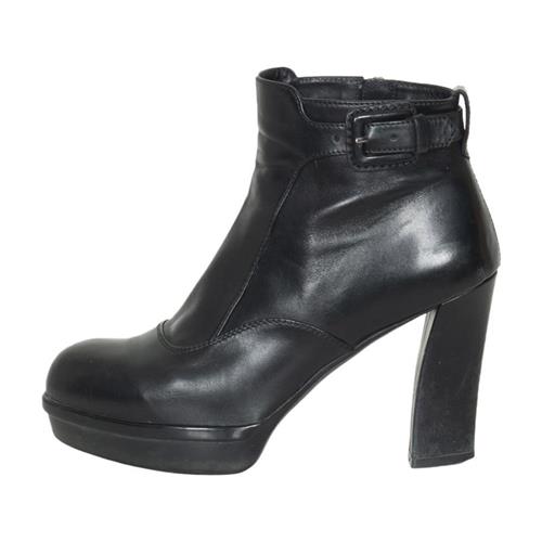 Tods Leather Platform Boots